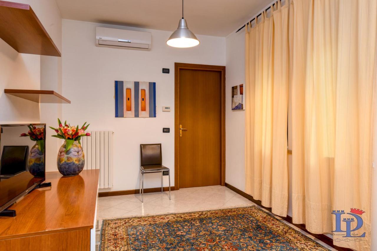 Desenzanoloft Blue Lake Star Apartment Desenzano del Garda Exterior photo
